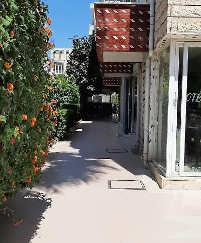 Konyaalti Guenduez Αττάλεια