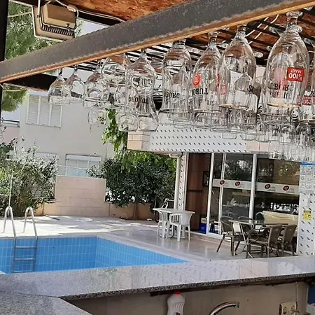 Konyaalti Guenduez Hotel Antália