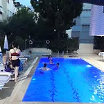 Konyaalti Guenduez فندق أنطاليا